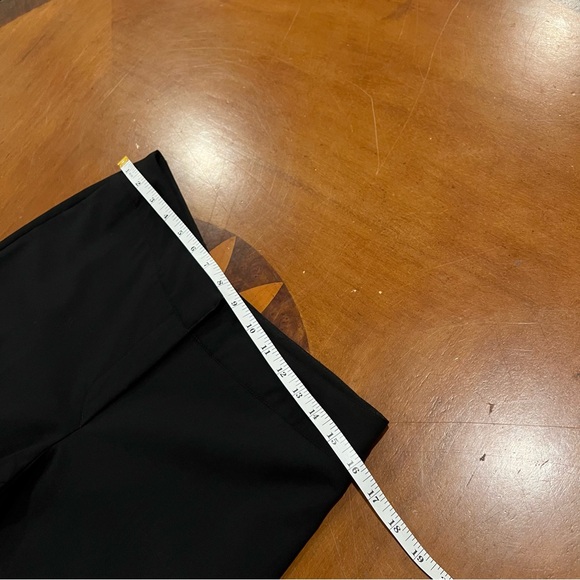 Burberry London Women’s High-Waisted Wool Trousers Black 32” Approximating 12 - Picture 8 of 16